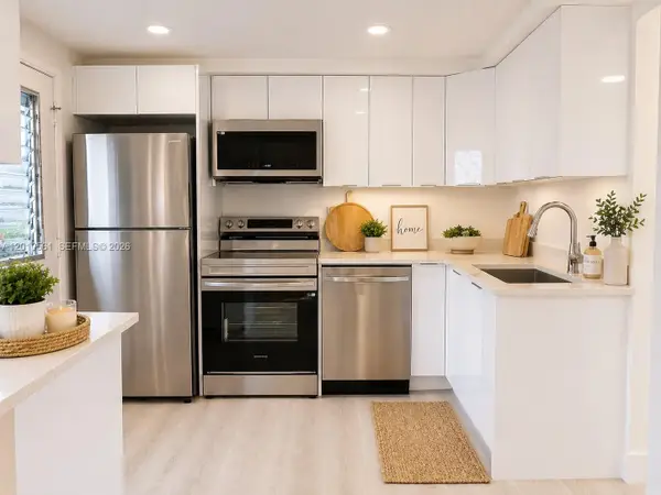 2999 Point East Dr #C101, Aventura, FL 33160