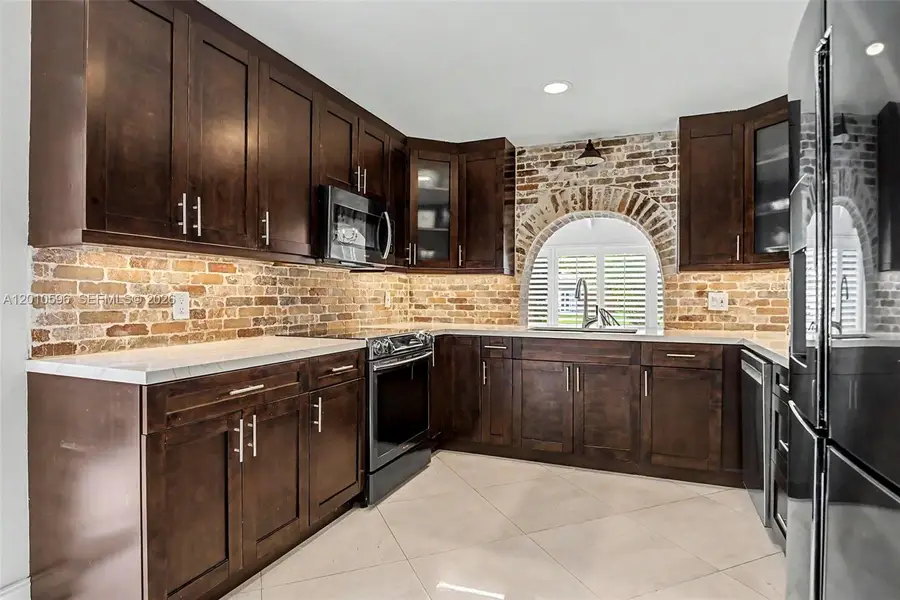 2081 Augusta, Weston, FL 33326 - #3