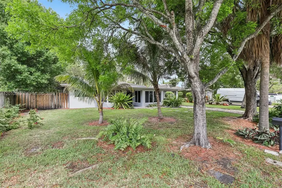 1115 NW 7th Ave, Fort Lauderdale, FL 33311 - #3