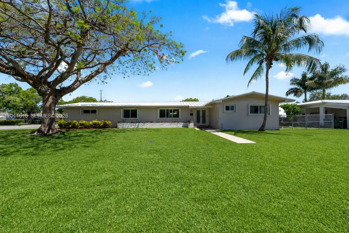 81 NW 18th St, Homestead, FL 33030 - #1