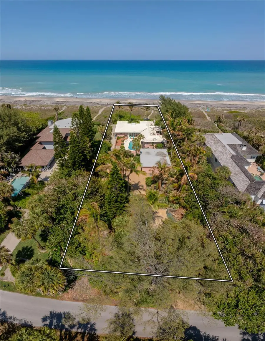 55 N Beach Rd, Jupiter Island, FL 33455 - #3