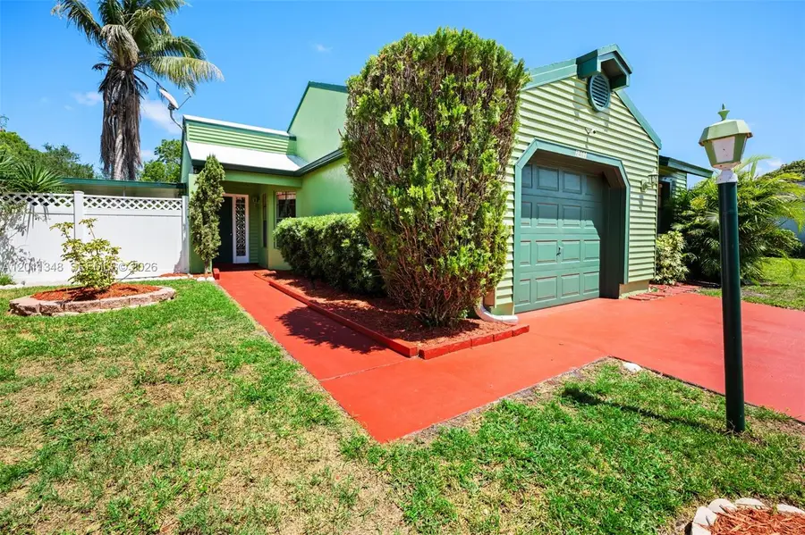 2411 SW 85th Ter, Miramar, FL 33025 - #3