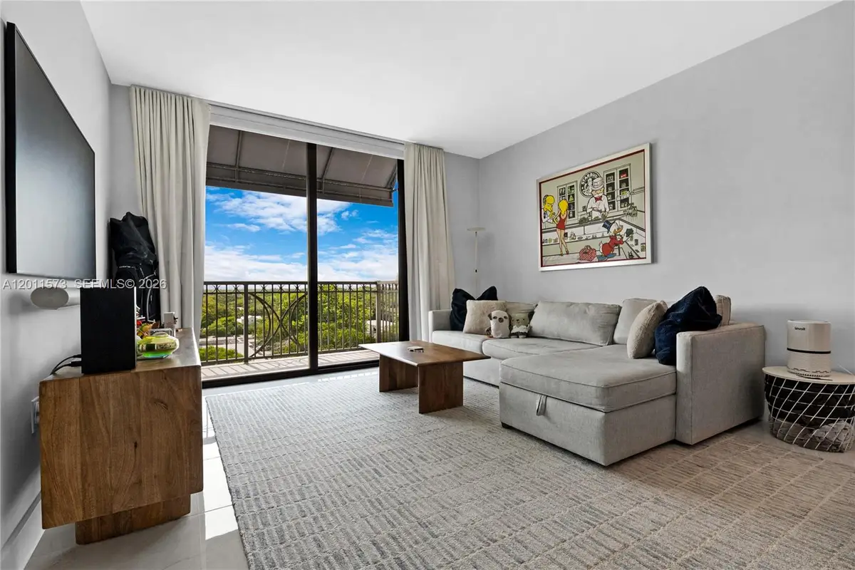 301 Altara Ave #823, Coral Gables, FL 33146 - #1