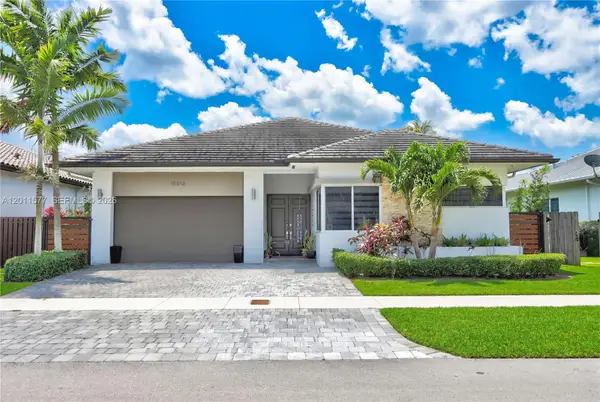 Address Withheld By Seller, Miami, FL 33187