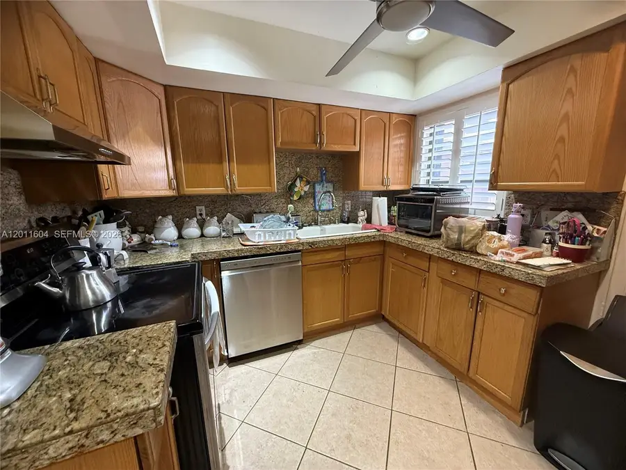 103 Tweedbrook Ln #101, Hollywood, FL 33021 - #2