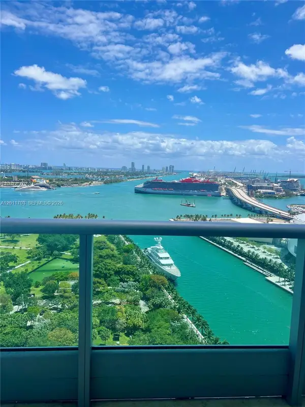 900 Biscayne Blvd #2904, Miami, FL 33132