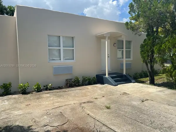 5800 Taylor St, Hollywood, FL 33021