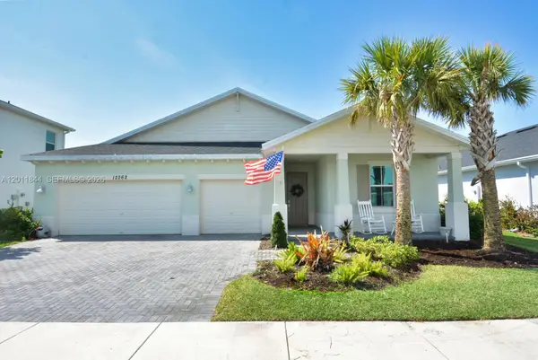 12262 SW Roma Cir, Port St Lucie, FL 34987
