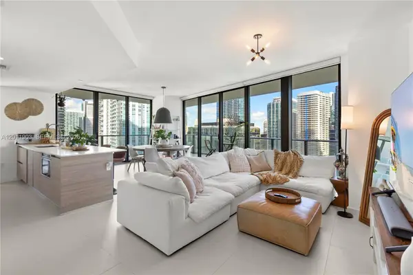 1300 S Miami Ave #2001, Miami, FL 33130