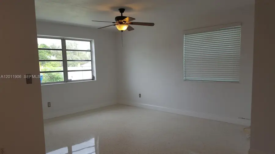 2625 SW 29th Ave, Miami, FL 33133 - #3