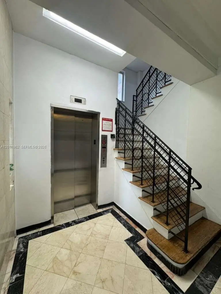 3700 Collins Ave #S-309, Miami Beach, FL 33140 - #3