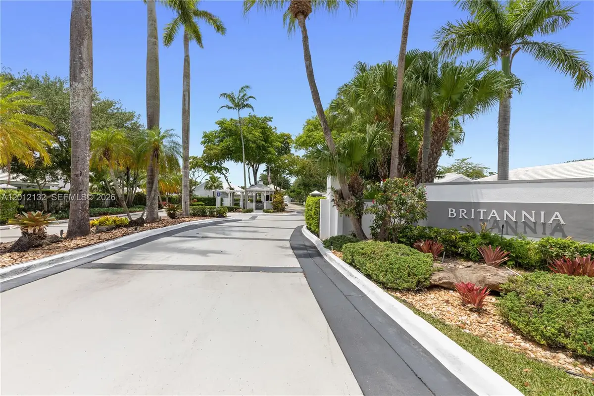 6414 SW 114th Pl, Miami, FL 33173 - #1