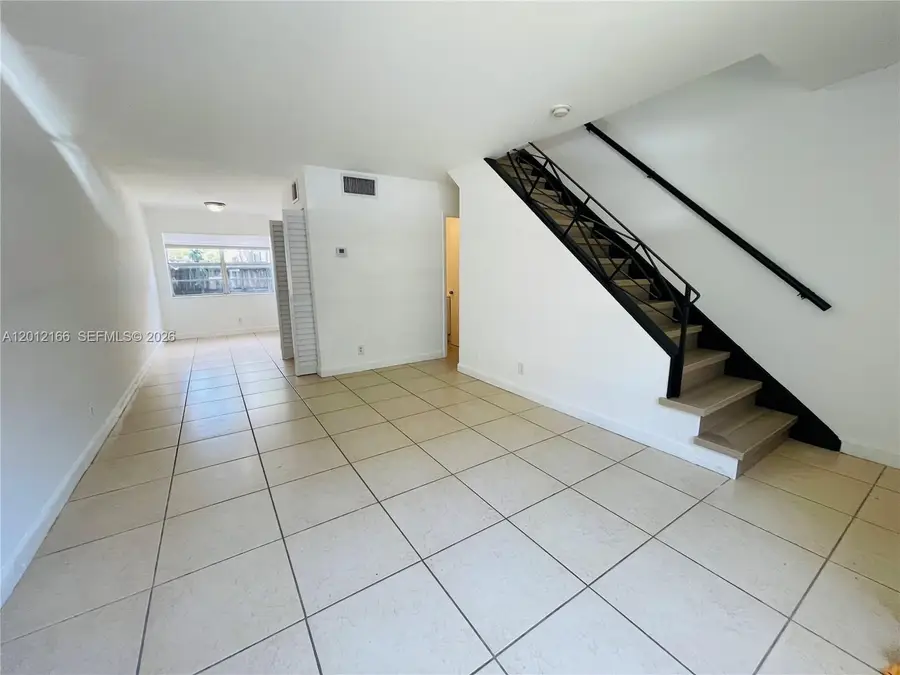 825 NW 46th Ave #825, Plantation, FL 33317 - #2