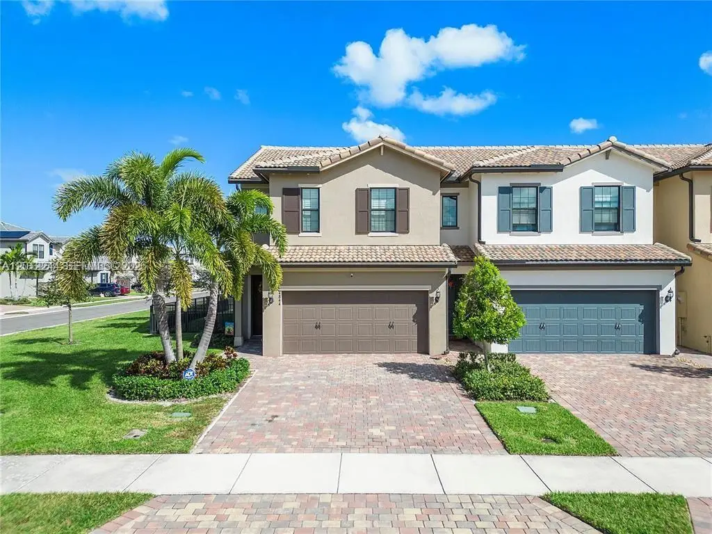 4844 San Fratello Cir, Lake Worth, FL 33467 - #1