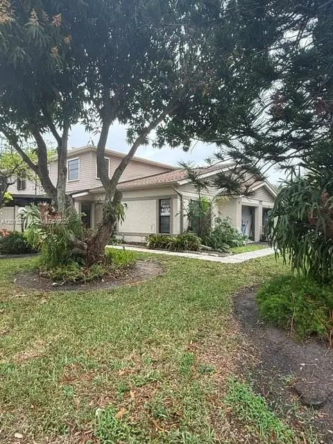 4411 Willow Pond Rd #C, West Palm Beach, FL 33417