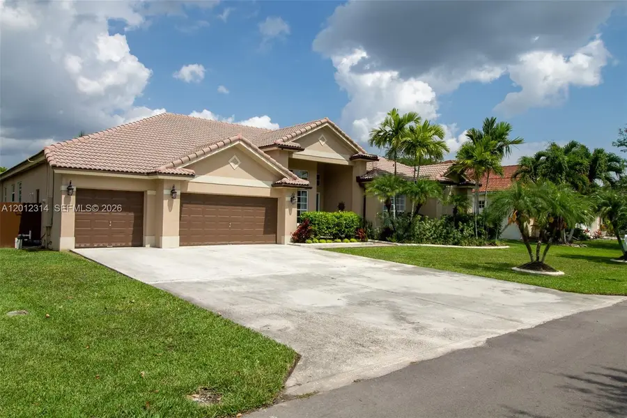 2910 Fairways Dr, Homestead, FL 33035 - #2