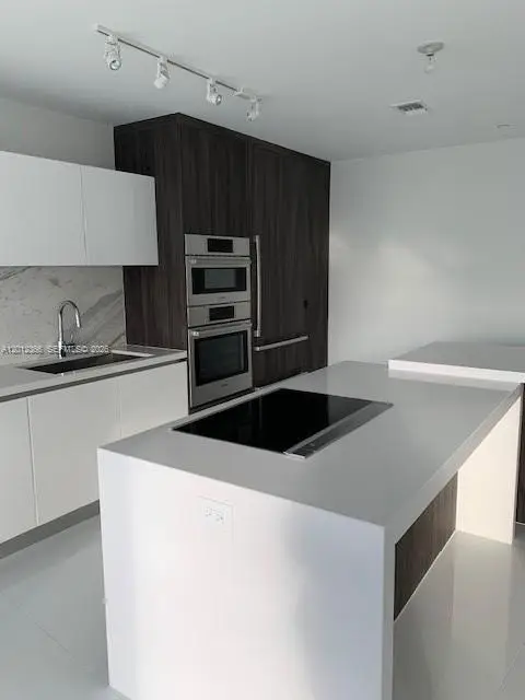 851 NE 1st Ave #2110, Miami, FL 33132 - #2