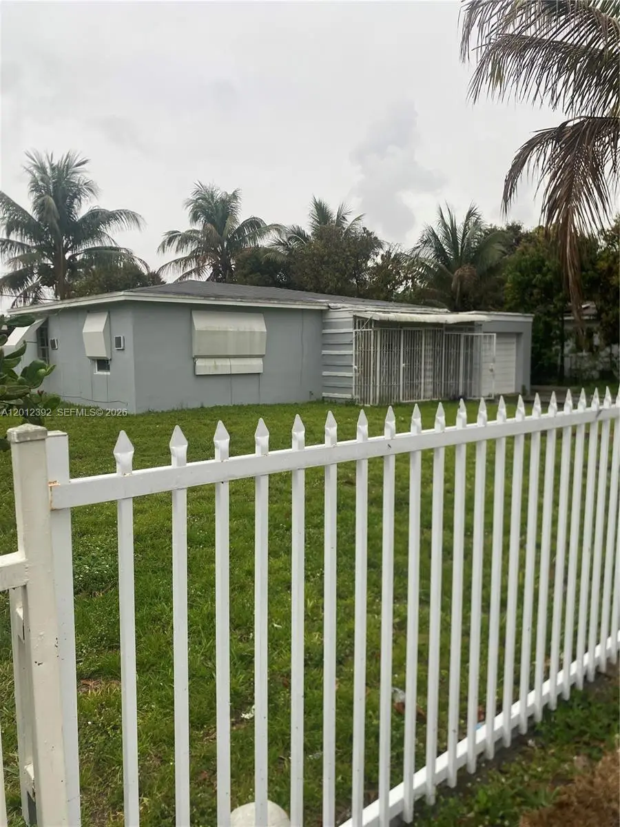 1070 NW 147th St, Miami, FL 33168 - #1