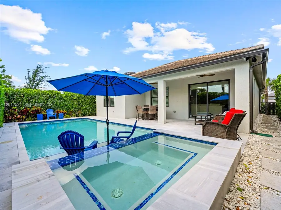 4460 Waterside Dr, Oakland Park, FL 33309 - #2