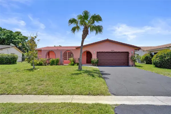 12212 NW 31st Dr, Coral Springs, FL 33065