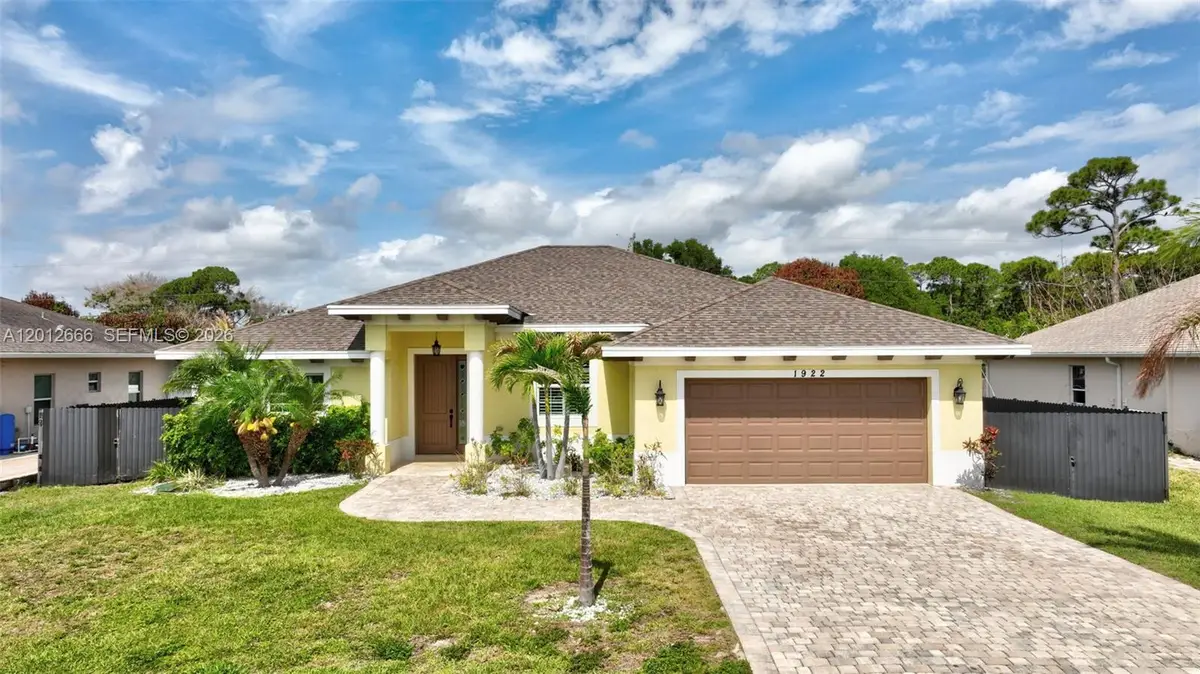 1922 SE Camilo St, Port Saint Lucie, FL 34952 - #1