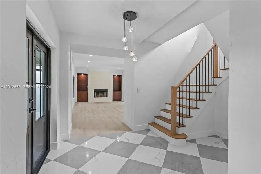 1426 Robbia Ave, Coral Gables, FL 33146 - #3
