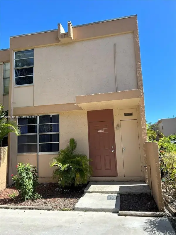 6133 SW 69th St #38, South Miami, FL 33143