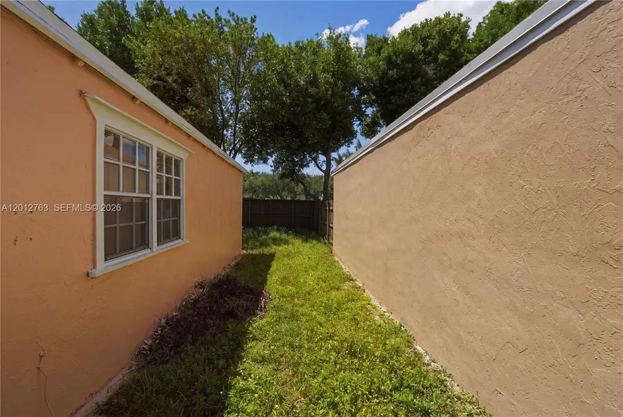 9992 Periwinkle St, Miramar, FL 33025 - #2