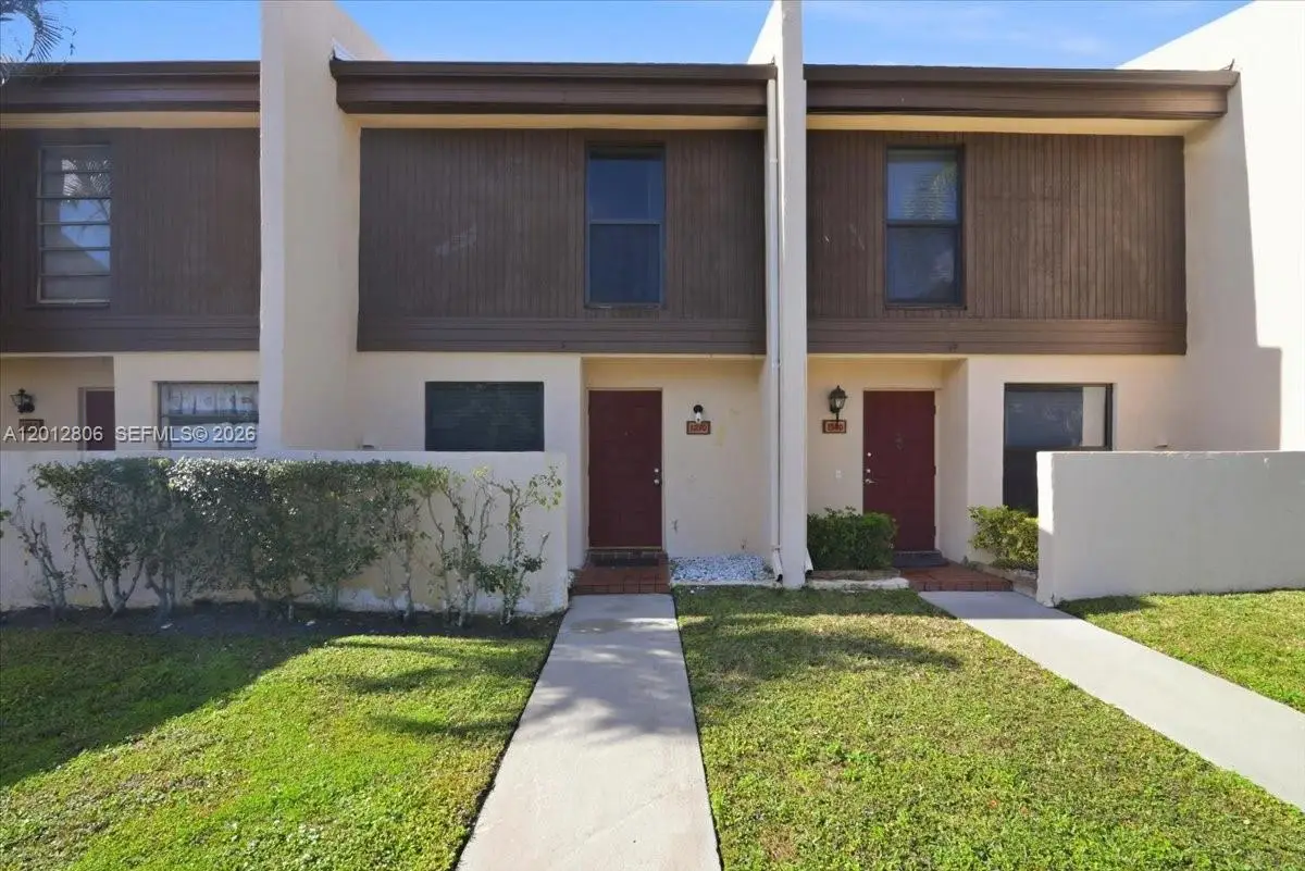 1270 NW 99th Ave #60, Pembroke Pines, FL 33024 - #1