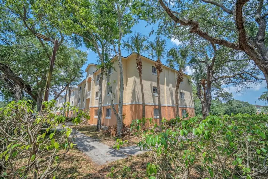 3690 N 56th Ave #903, Hollywood, FL 33021 - #2