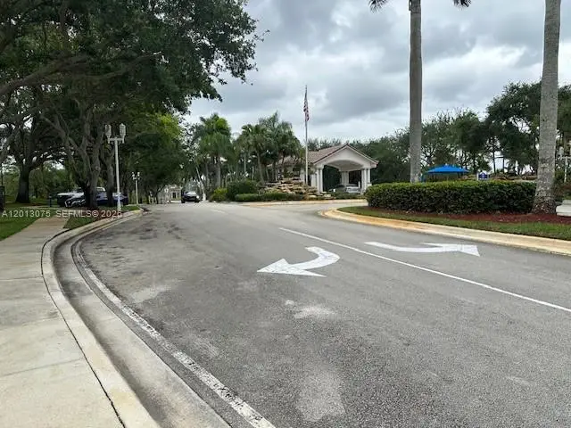 17110 NW 10th St, Pembroke Pines, FL 33028 - #3