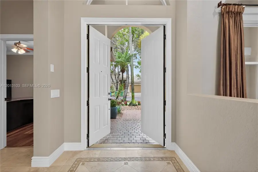 1306 Crossbill Ct, Weston, FL 33327 - #3