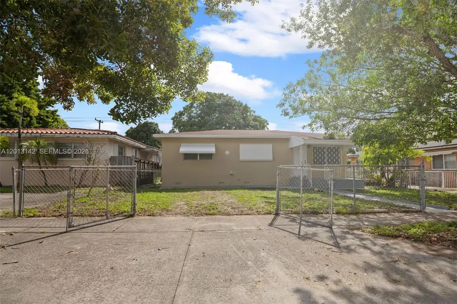 42 E 16th St, Hialeah, FL 33010 - #3