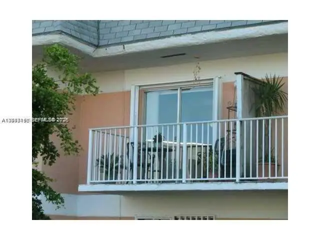 260 NW 107th Ave #207, Miami, FL 33172 - #1