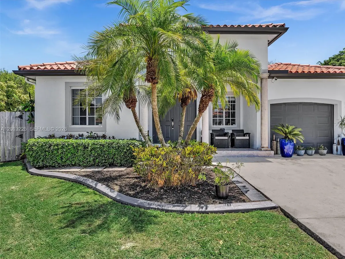 8510 SW 208th Ln, Cutler Bay, FL 33189 - #1