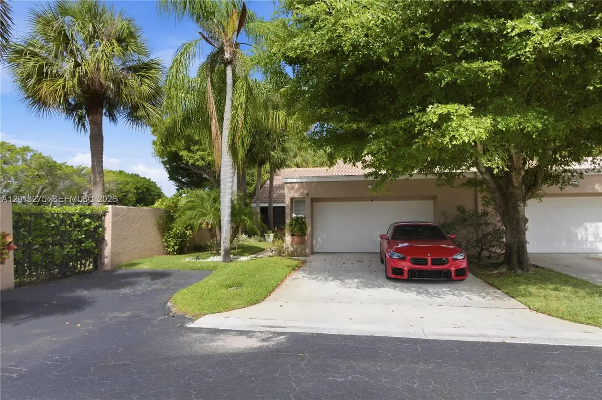 11210 Applegate Cir, Boynton Beach, FL 33437 - #1