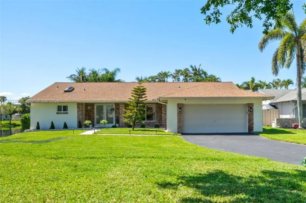 13750 Green Cove Pl, Davie, FL 33325 - #1