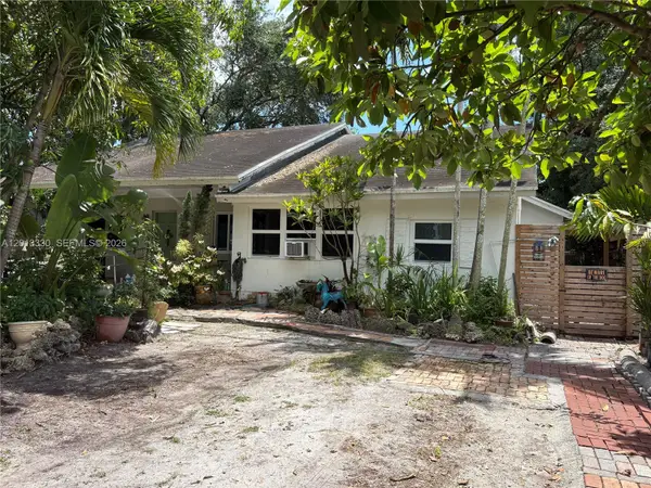 5930 SW 44th Ter, Miami, FL 33155