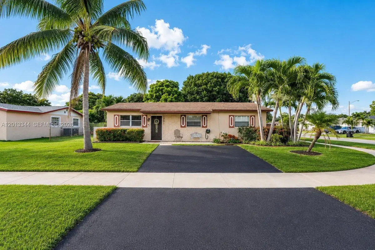 7201 SW 4th St, North Lauderdale, FL 33068 - #1