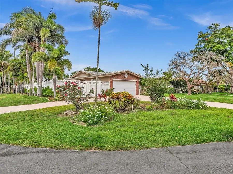 2101 NE 54th Ct, Fort Lauderdale, FL 33308 - #3