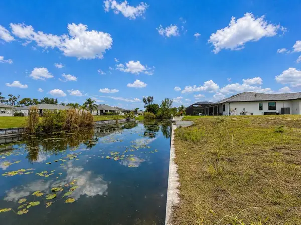 1014 SW 18th St, Cape Coral, FL 33991