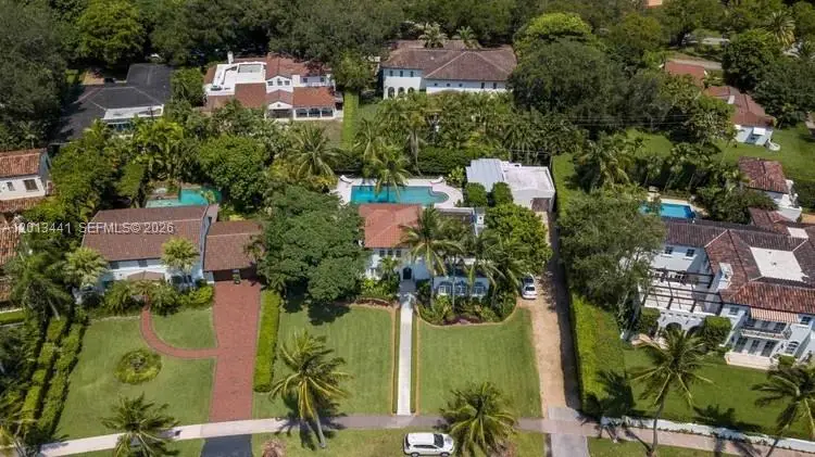 2010 N Greenway Dr, Coral Gables, FL 33134 - #2