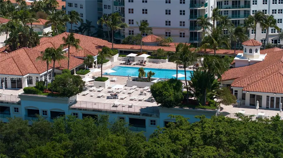 19900 E Country Club Dr #116, Aventura, FL 33180 - #3