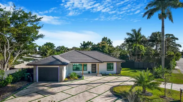 2406 Gulfstream Ln, Fort Lauderdale, FL 33312