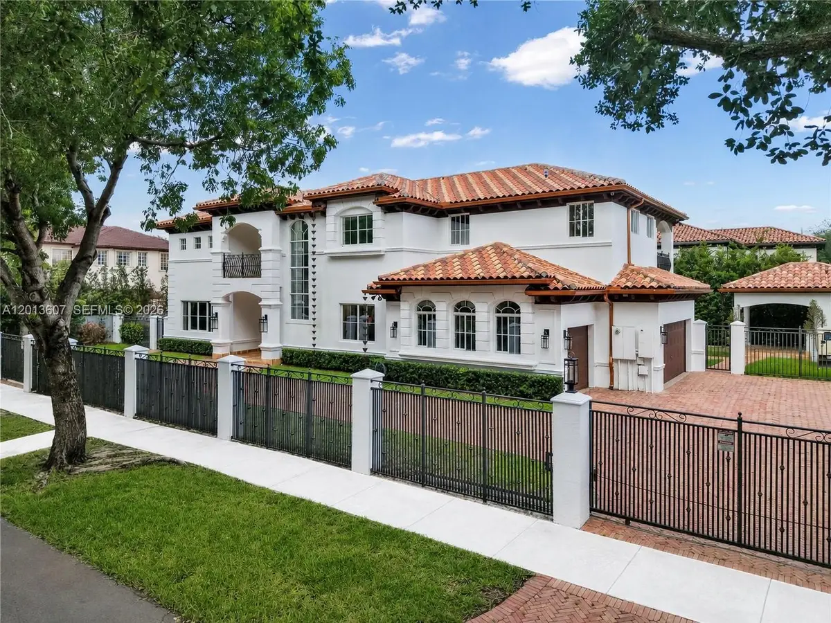 16763 NW 77th Path, Miami Lakes, FL 33016 - #1
