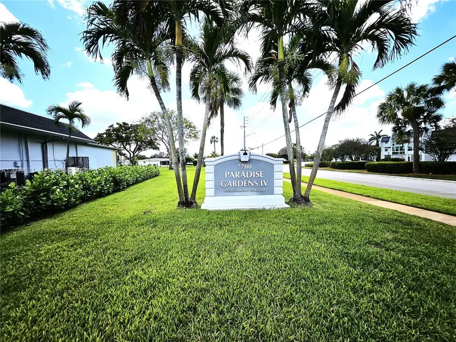 1040 NW 73rd Ter, Margate, FL 33063 - #2