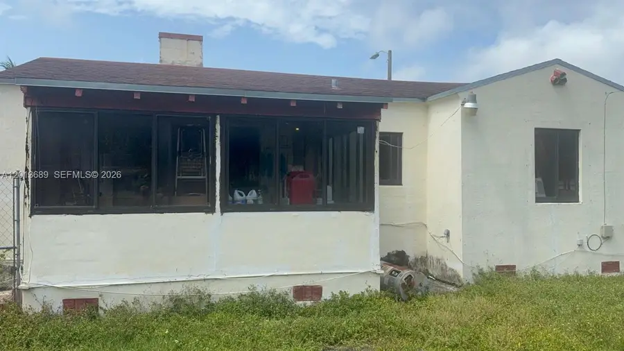 836 NW 49th St, Miami, FL 33127 - #2