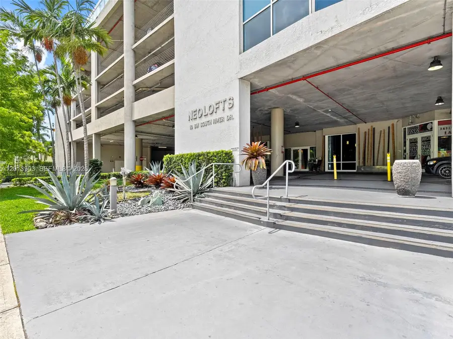 10 SW South River Dr #1506, Miami, FL 33130 - #3