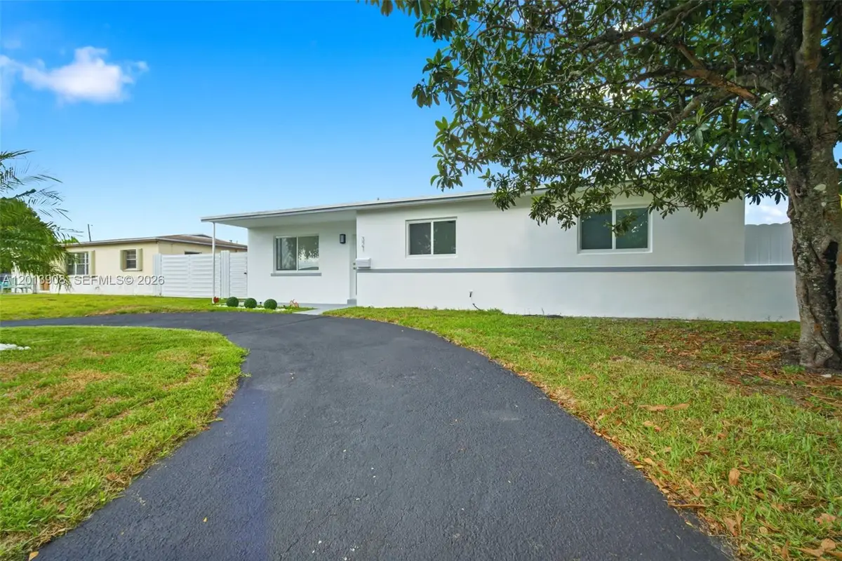 321 N 69th Ave, Hollywood, FL 33024 - #1
