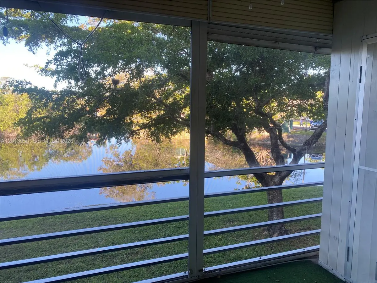 9370 Sunrise Lakes Blvd #209, Sunrise, FL 33322 - #1